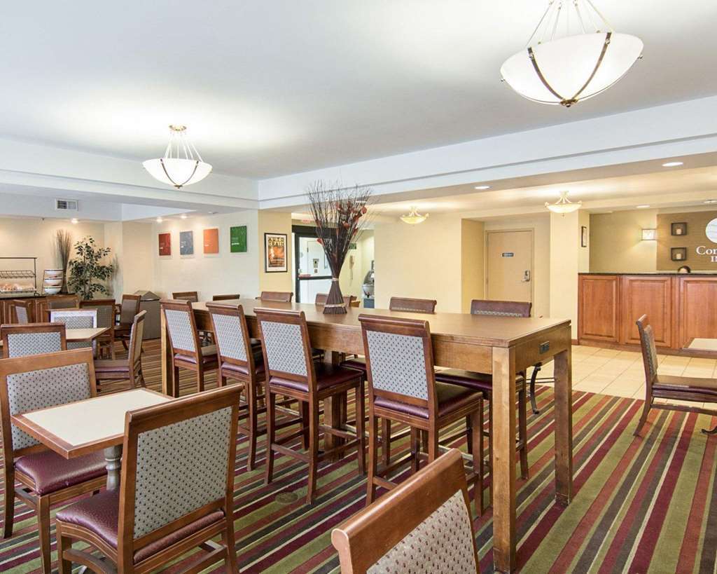 Holiday Inn Express - Lorton By Ihg Εστιατόριο φωτογραφία