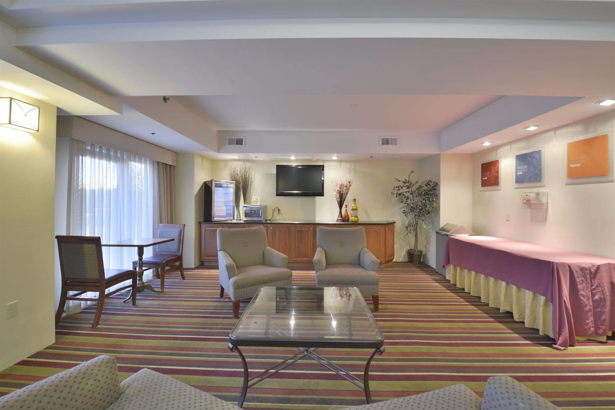 Holiday Inn Express - Lorton By Ihg Εξωτερικό φωτογραφία